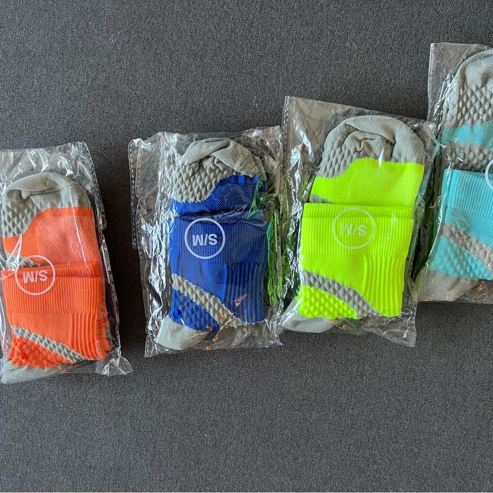 LOT 4X compression socks Amazon S/M